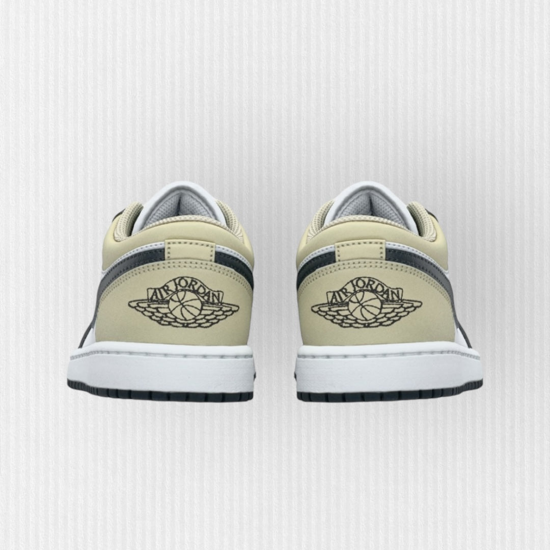 Nike AIR JORDAN 1 - Summit White/Off Noir Rattan