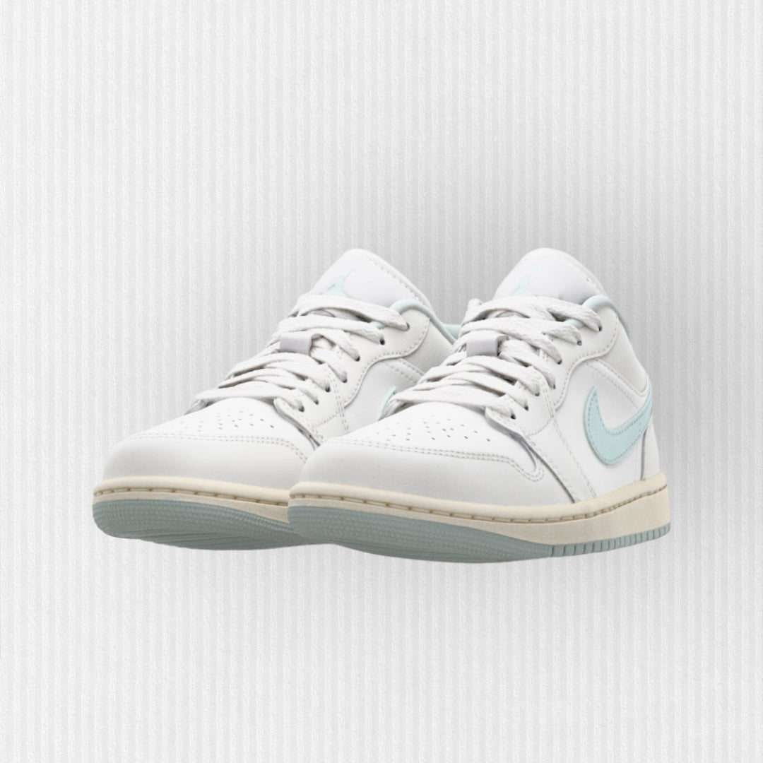 Nike AIR JORDAN 1 LOW - Sail/Igloo