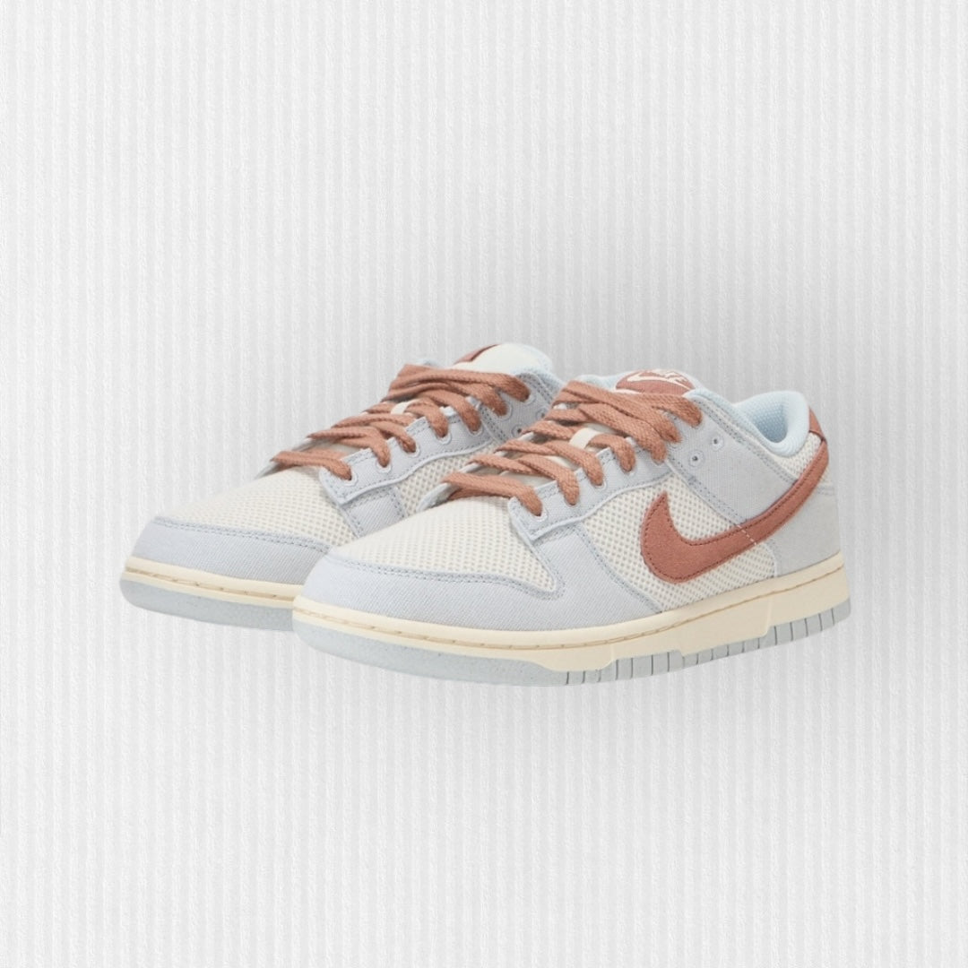 Nike SB Dunk Low - Pure Platinum/Fossil Rose/Phantom/Pale Ivory