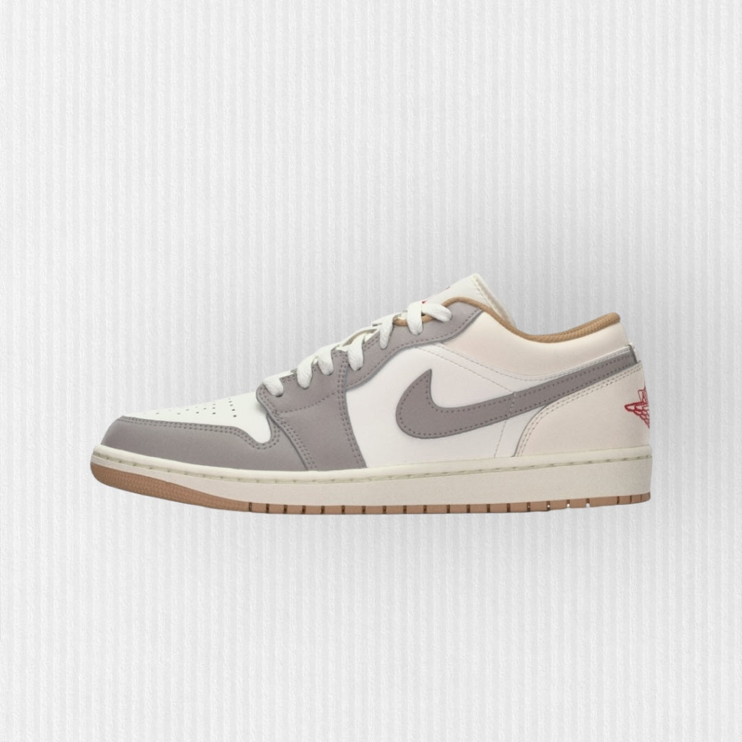 Nike AIR JORDAN 1 - Sail/Fire Red/College Grey/Hemp/Pale Ivory