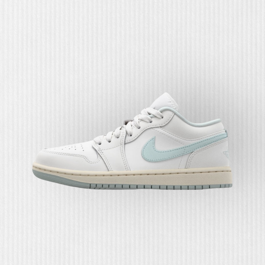 Nike AIR JORDAN 1 LOW - Sail/Igloo