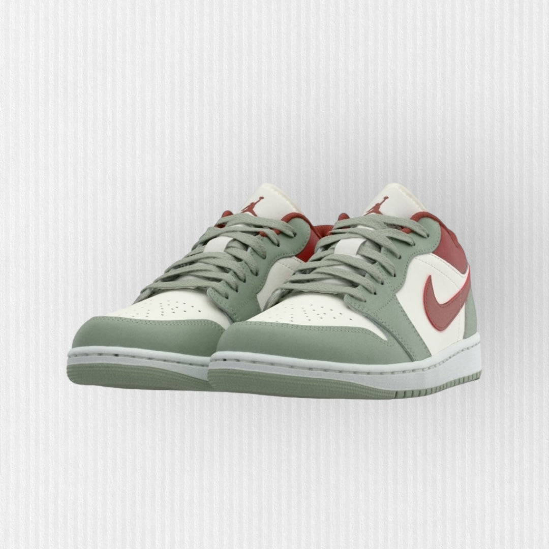 Nike AIR JORDAN 1 - Sail/Jade Horizon/Pure Platinum/Summit White/Redstone