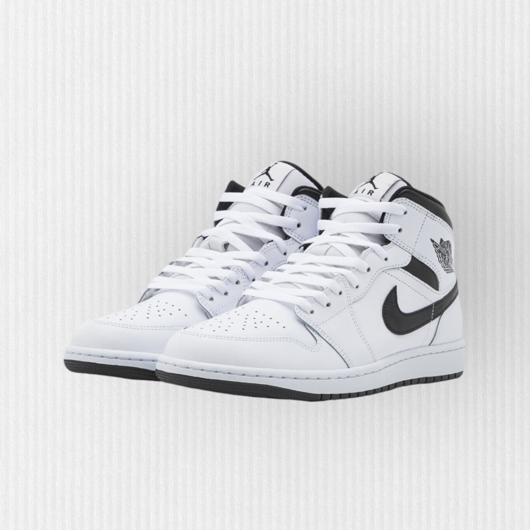 Nike AIR JORDAN 1 MID - White/Black