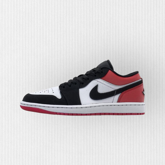 Nike Air Jordan 1 - Black/White/Red