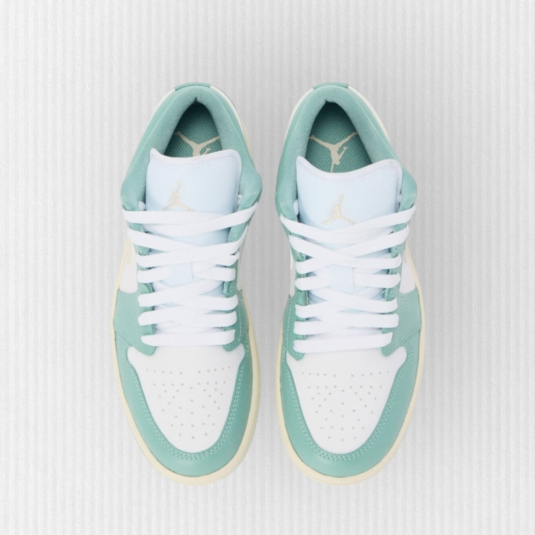 Nike AIR JORDAN 1 LOW - White/Orewood/Cannon/Sail