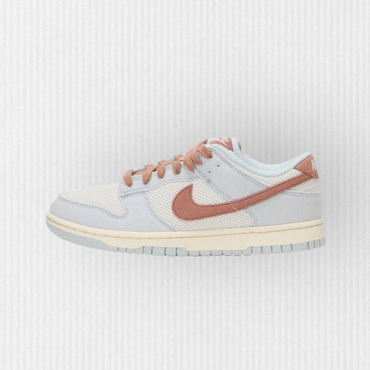 Nike SB Dunk Low - Pure Platinum/Fossil Rose/Phantom/Pale Ivory